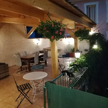 Bed & Breakfast Rose Des Alpes 2*
